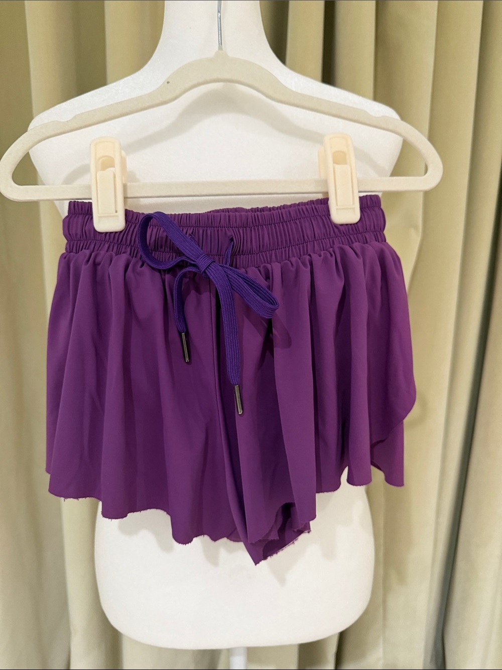 Azarhia - Girl’s Purple Butterfly Athletic Shorts w/Drawstring - Size: YS (6-7)